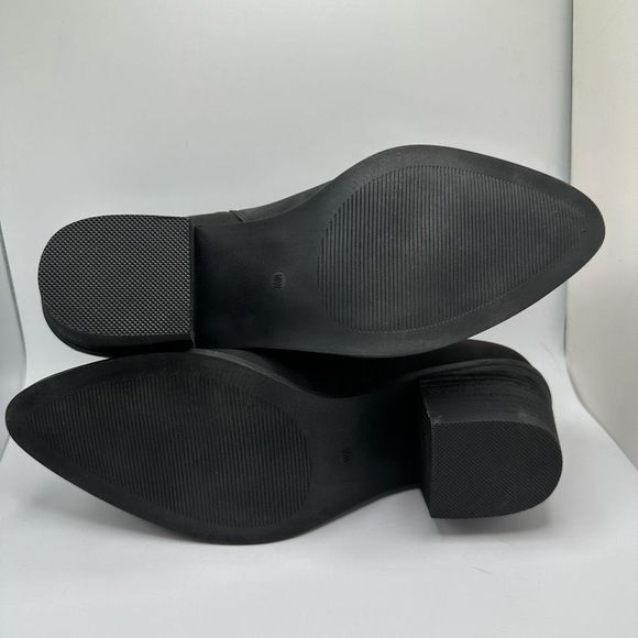 CUSHIONAIRE Women's cut out ankle bootie +Memory Foam 10 WIDE BLACK - Picture 5 of 7